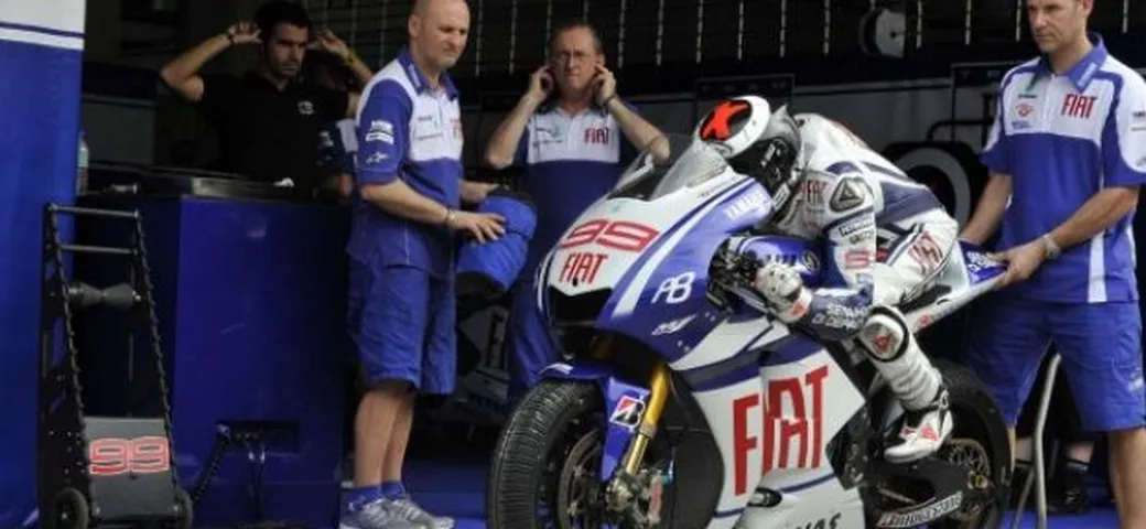 MotoGP: Jorge Lorenzo sarà in Qatar, la conferma arriva da Facebook
