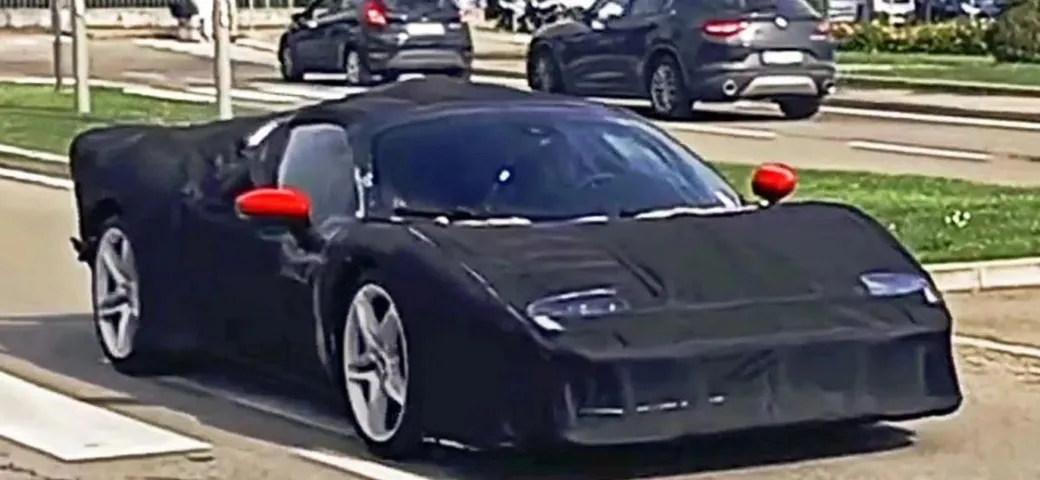 Ferrari SF90, la hypercar ha già un'erede: quando arriverà