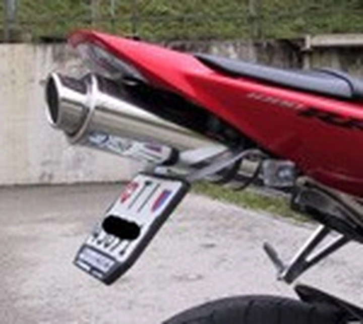 Trucco (vecchio) per sfuggire all’autovelox: beccato!