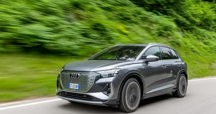 Audi Q4 50 e-tron quattro: prima prova, allestimenti, prezzi
