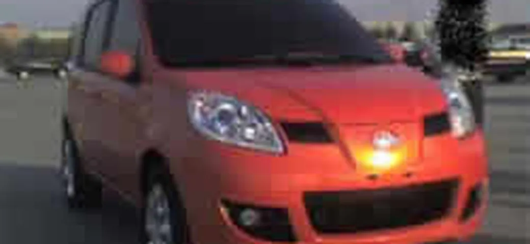I cinesi copiano la Panda e Fiat vuole denunciarli