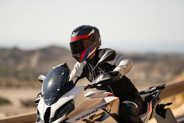 ingrandisci immagine