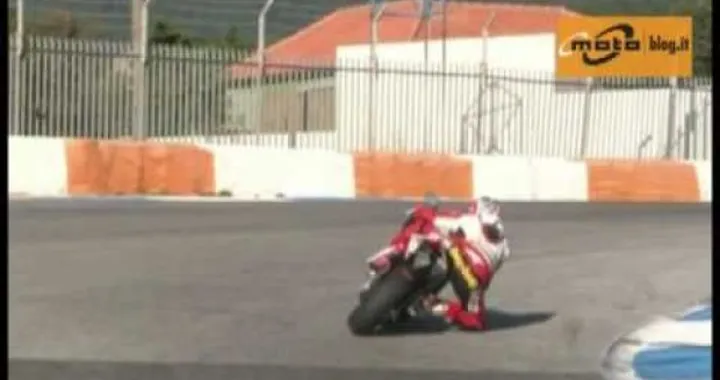 Video: Teaser Test sulla Aprilia RSV4 R