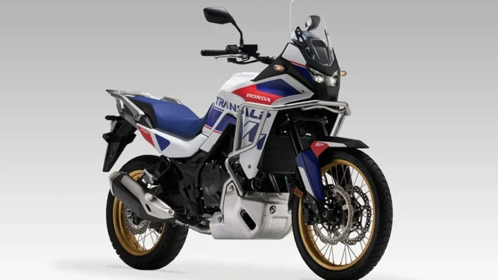 Transalp SP: Honda lancia la XL750 in edizione speciale UK