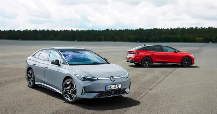 Volkswagen ID.7 GTX: prezzi e allestimenti della berlina elettrica da 340 CV