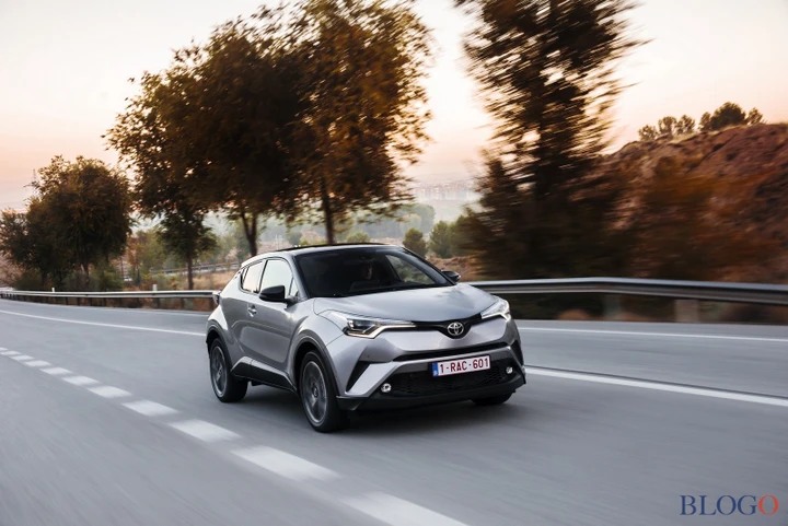 Toyota C-HR: informazioni e prezzi [Video]