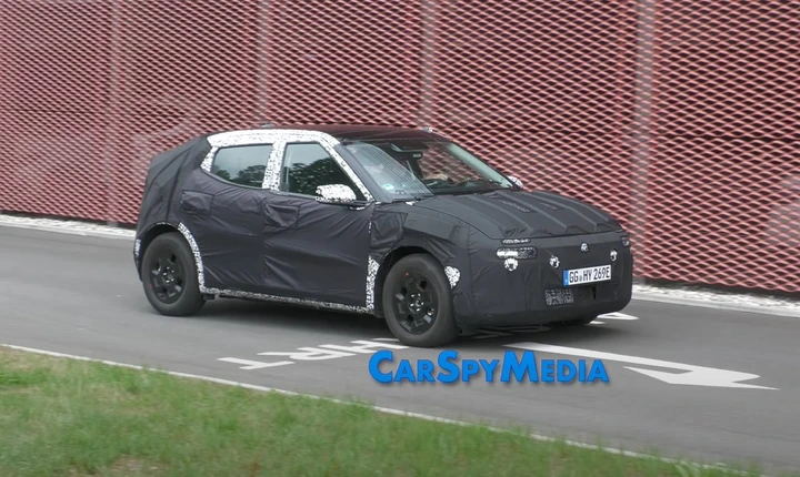 Hyundai IONIQ 2, compatta e irresistibile: vuole l'Europa