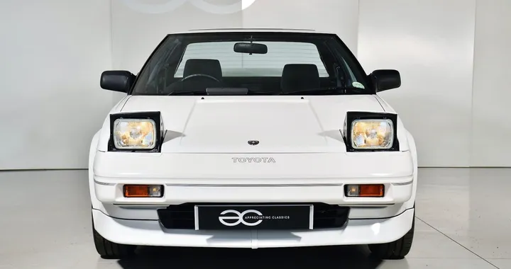 Toyota MR2: in vendita un esemplare con soli 2.200 km