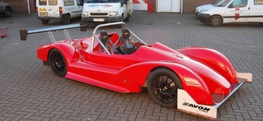 Reynard Inverter: la prima auto targata del costruttore inglese