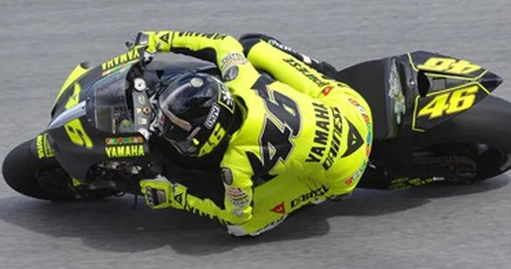 Rossi mette in fila tutti