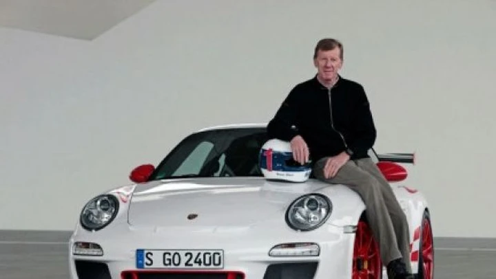 Porsche: Walter Röhrl guiderà una 911 GT3 RS alla prossima 24 Ore del Nurburgring
