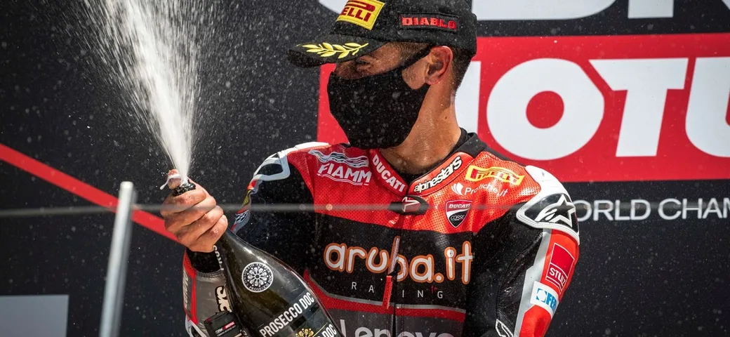 Rinaldi in trionfo nella sua Misano: 