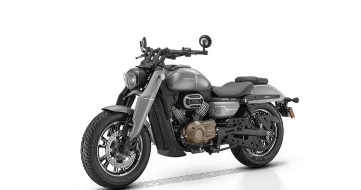 QJMotor SRV 400 VS: Cruiser Bobber accessibile per patente A2