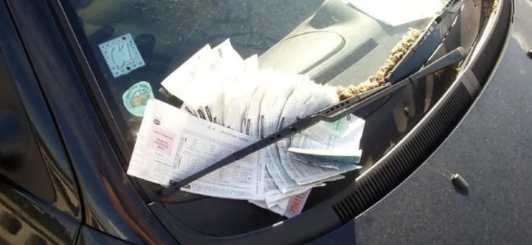 Multe auto: si può fare ricorso dopo averla pagata con lo sconto?
