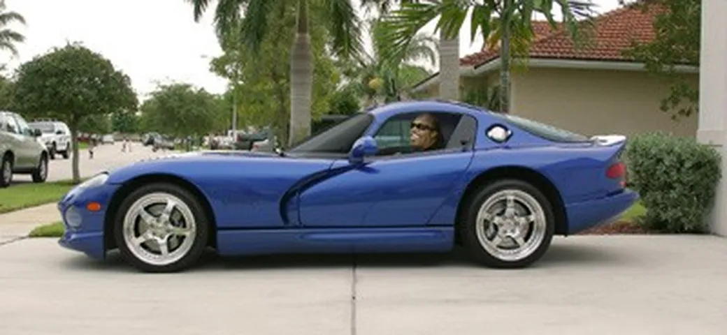 Dopo Ray Charles anche Stevie Wonder al volante