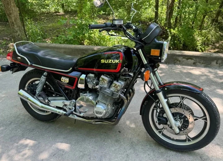 Suzuki GS1100E: la superbike che ha fatto la storia degli anni '80