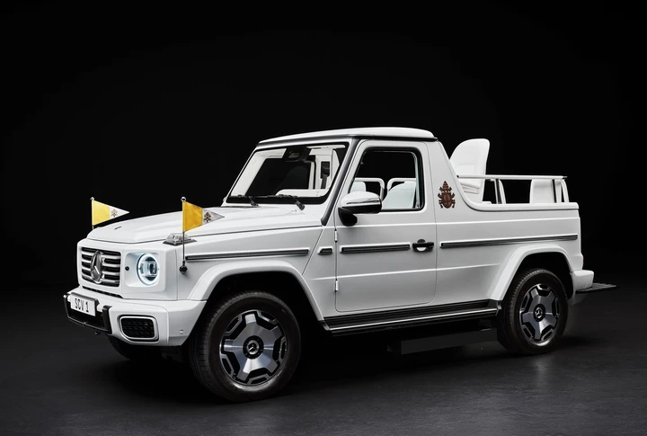 Mercedes-Benz Classe G: la prima Papamobile elettrica è per Papa Francesco