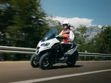 Piaggio MP3 310: il futuro della mobilità urbana a tre ruote