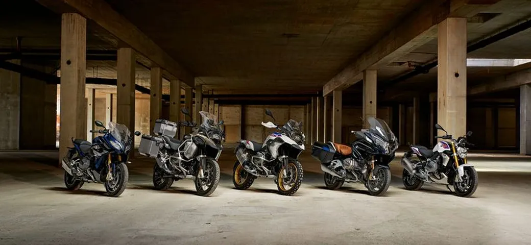 EICMA 2018: i nuovi boxer BMW R1250 R, RS, GS Adventure