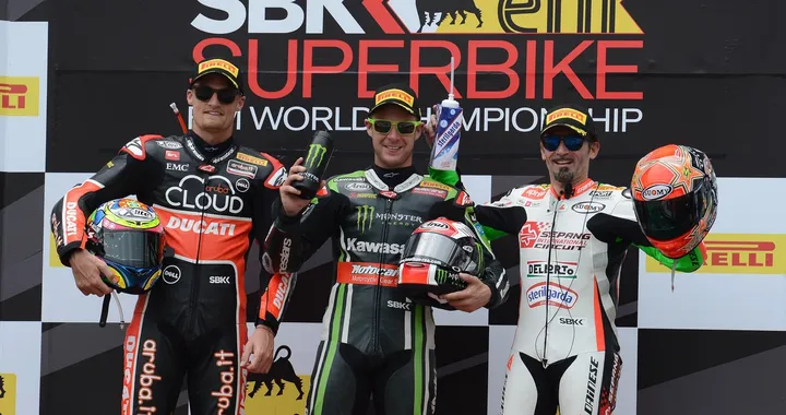 SBK Sepang 2015: Davies rinvia la festa di Rea, Biaggi sul podio in Gara-1 [Foto]