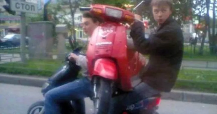 Foto del giorno: so' ragazzi...