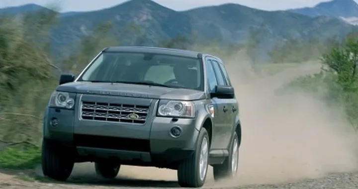 All'orizzonte una Land Rover Freelander a 7 posti?