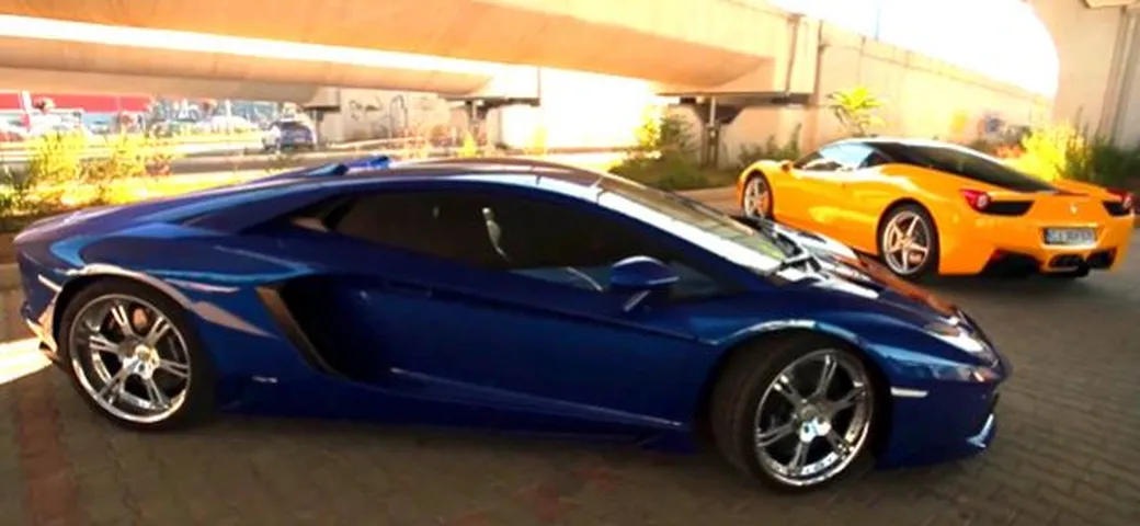 Ferrari 458 Italia e Lamborghini Aventador: il video
