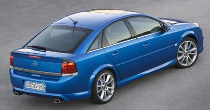 Più potenza per la Opel Vectra OPC