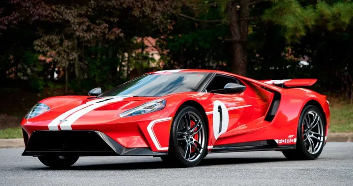 Ford GT ’67 Heritage Edition, all’asta un esemplare che ha percorso solo 11 km