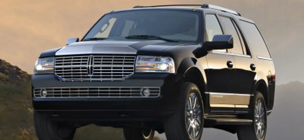 Lincoln Navigator 2007 - la calandra più grande del mondo ?