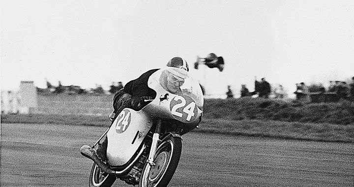 Miti di oggi e di ieri, Marquez e Hailwood. Marc raggiunge Mike: 41 GP vinti!