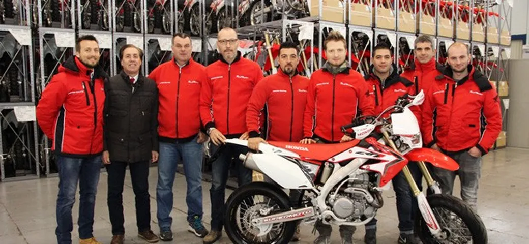 RedMoto supporta il Team Assomotor nel Campionato Mondiale e Italiano Supermoto