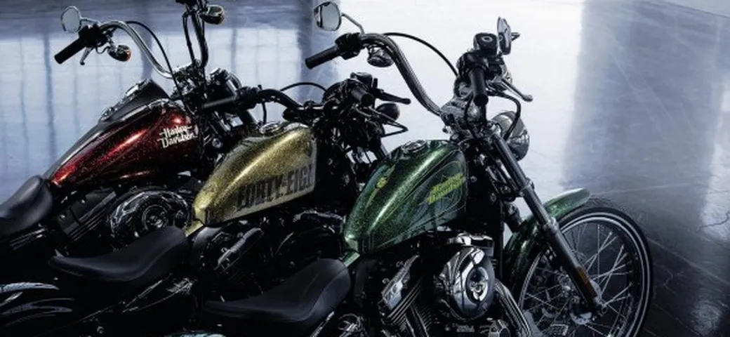 Harley-Davidson Hard Candy Custom: il video