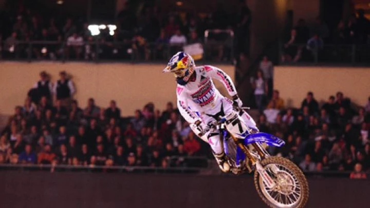 AMA Supercross: trionfo di James Stewart