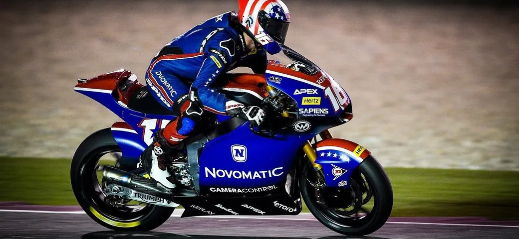 Moto2 Qatar: pole Roberts, stesso tempo per Marini
