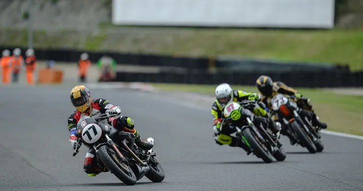 Moto Guzzi Fast Endurance 2022: si correrà anche al Mugello e di notte a Misano