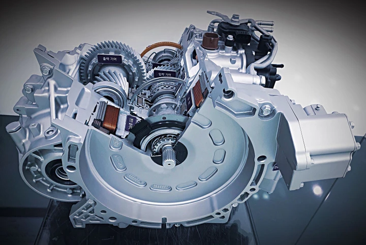 Hyundai: un nuovo cambio per le ibride