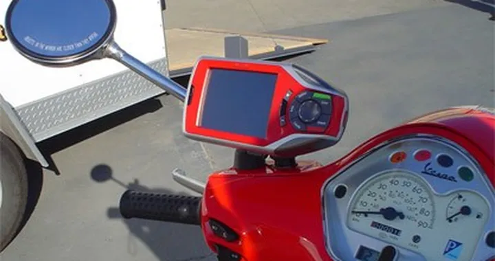 Metti il GPS sulla Vespa