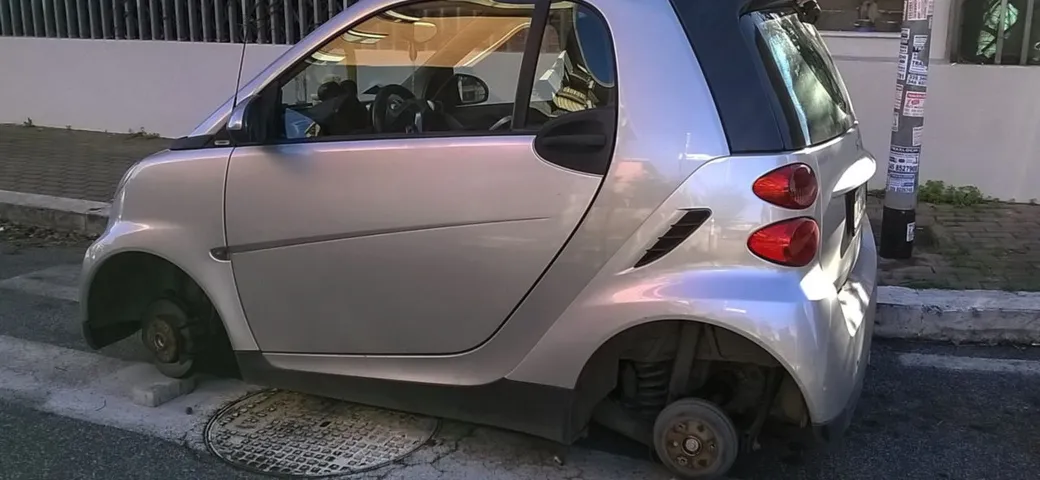 Furti d'auto: in manette una banda di 18 persone