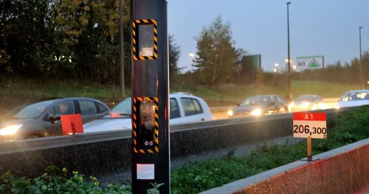 A 250 km/h non scatta la multa: autovelox ingannato da buio e pioggia