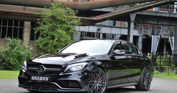 Mercedes-AMG C 63 S: con Brabus arriva a 600 CV