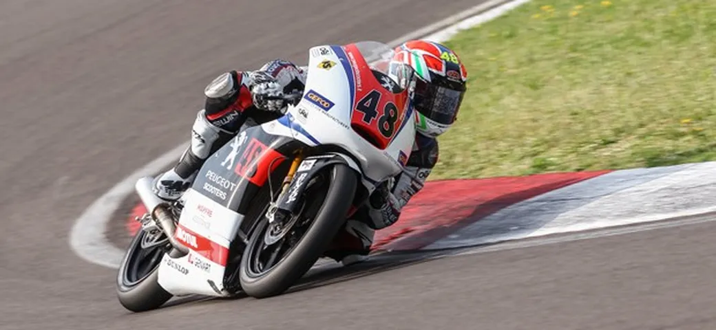Moto3, il “Leone” Peugeot scavalca le Alpi e con Lorenzo Dalla Porta va a ruggire a Parigi