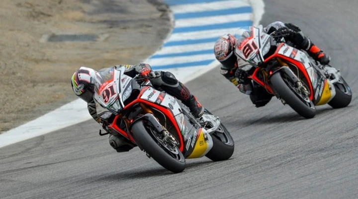 SBK Laguna Seca 2015: Aprilia, Torres meglio di Haslam
