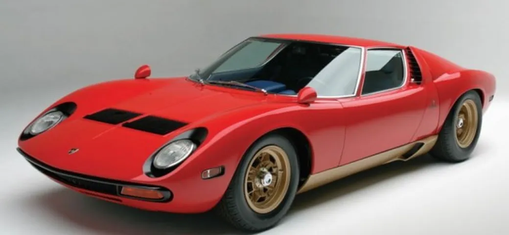 La prima Lamborghini Miura SV venduta per oltre due milioni di euro