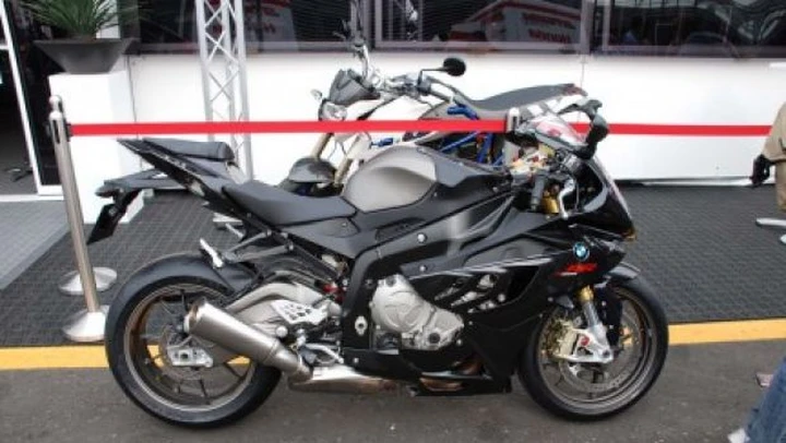 BMW S 1000 RR stradale dal vivo a Monza
