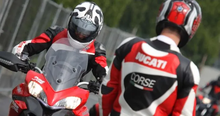DRE 2014: a scuola con la 899 Panigale e il Monster 1200