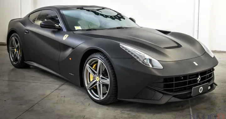 La Ferrari F12 nera opaca di Garage Italia Customs