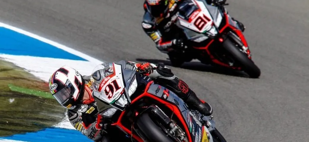 SBK Assen, Haslam in 1a fila: 
