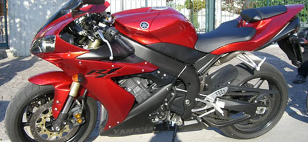 Comparative impossibili di Motoblog – 2a parte: R1