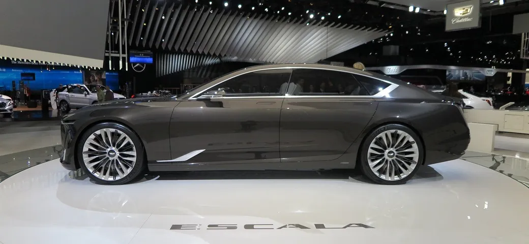 Cadillac Escala live dal Salone di Detroit 2017